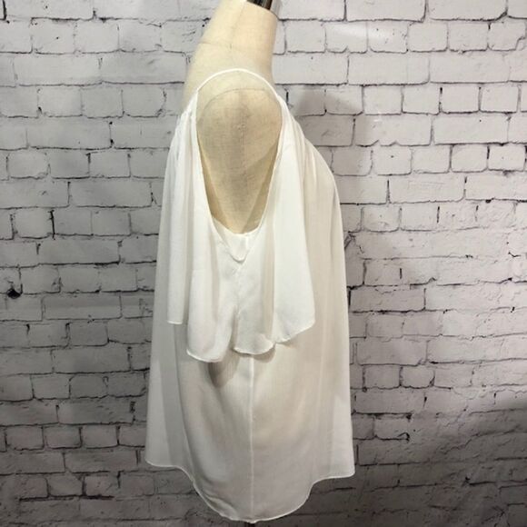 Off Shoulder Beach Cover-up - Picture 4 of 7